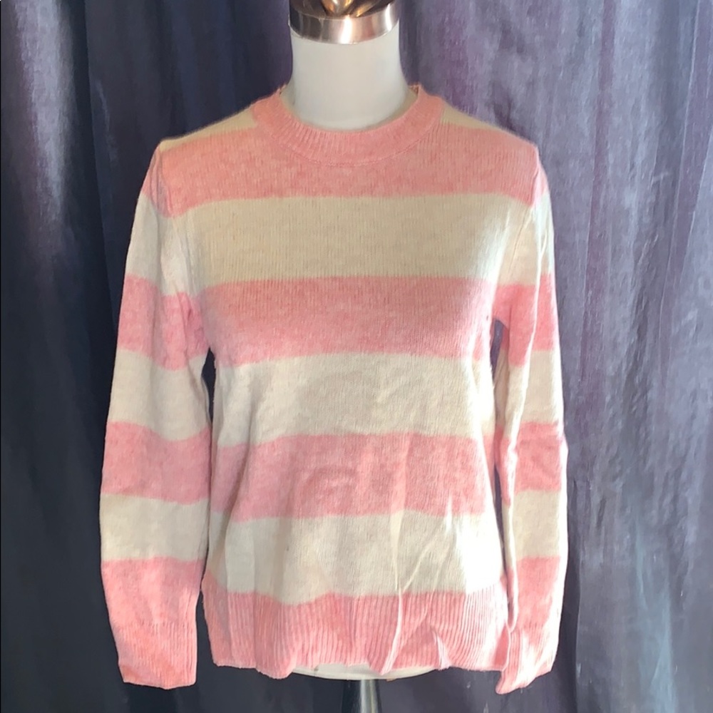 Clear Out • GAP Pink and Off White Stripe Sweater